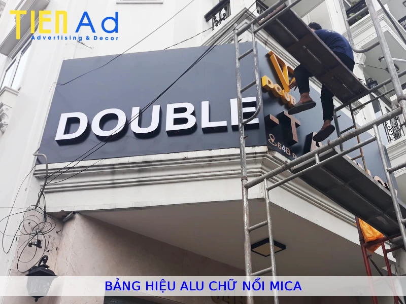 Bảng hiệu alu chữ nổi mica