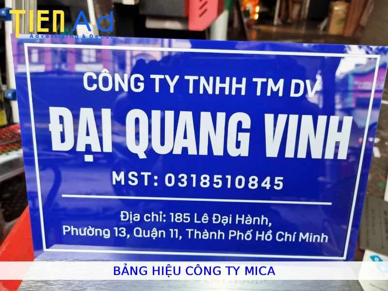 Bảng hiệu công ty mica