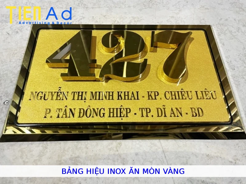 Bảng hiệu inox ăn mòn vàng
