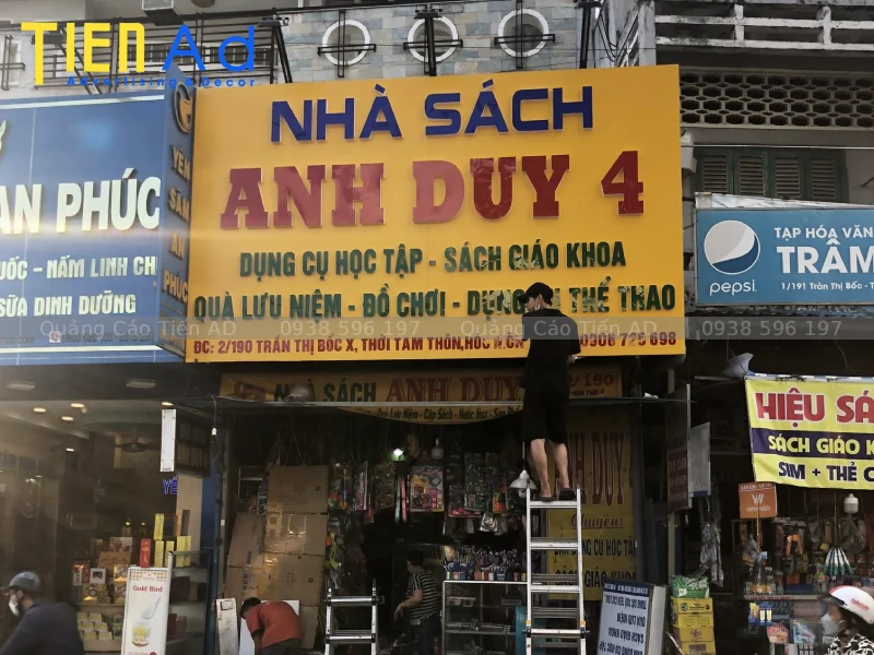 Bảng hiệu nhà sách - 3