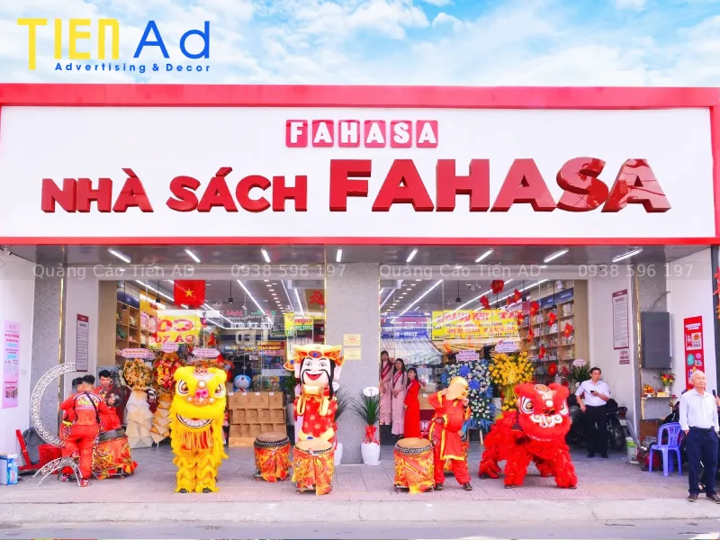 Bảng hiệu nhà sách - 9