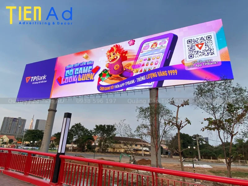 Biển quảng cáo ngoài trời ngân hàng TPBank