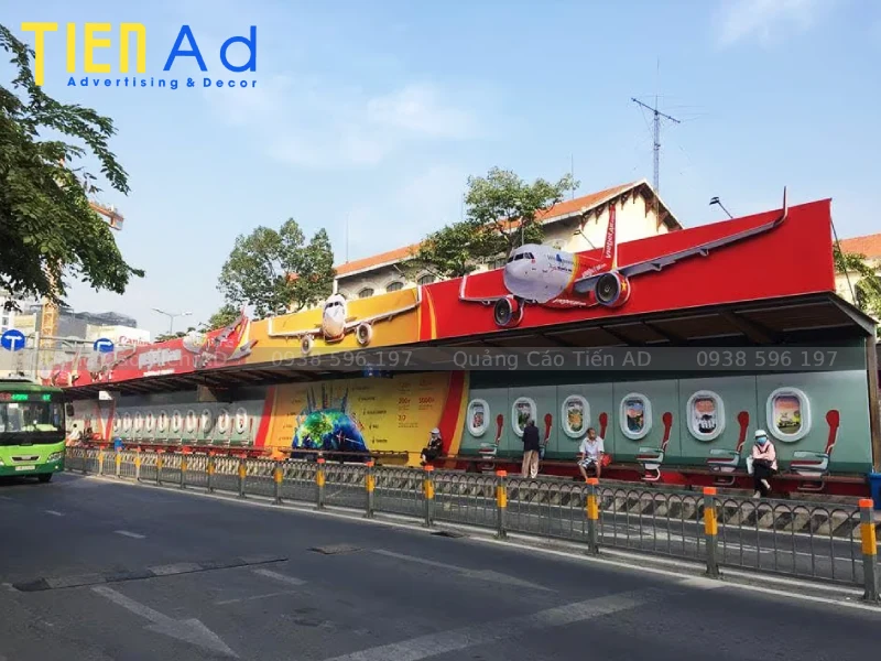 Biển quảng cáo nhà chờ xe buýt