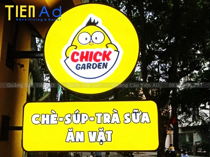 Biển vẫy hộp đèn mica hút nổi quán ăn vặt