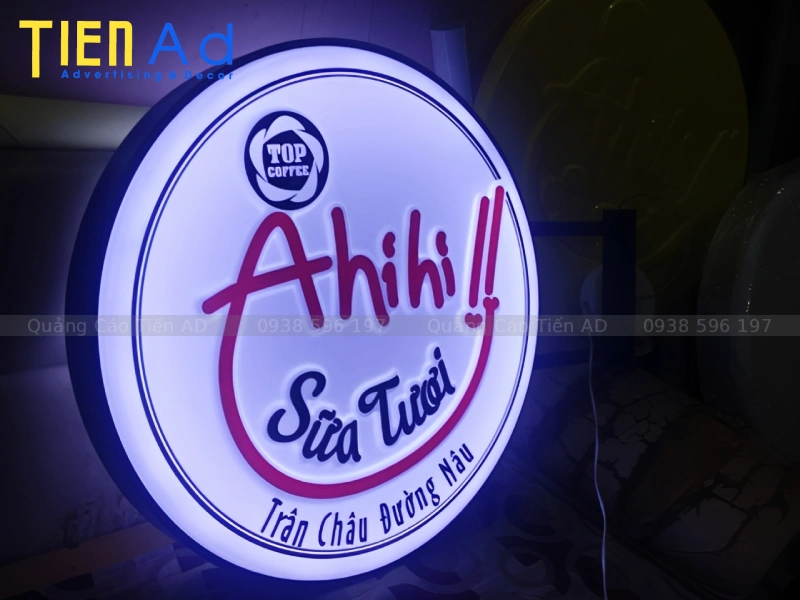 Biễn vẫy hộp đèn mica hút nổi quán cafe