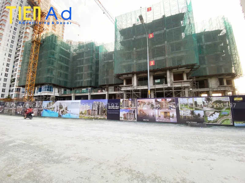 Các hạng mục thi công hàng rào công trình cho Intresco dự án khu dân cư 13E
