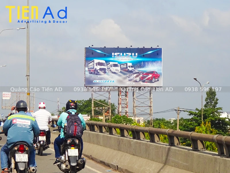 Các loại biển quảng cáo tấm lớn Tiến AD nhận thi công