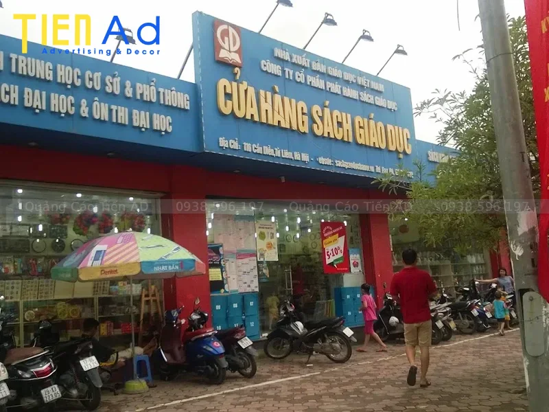 Các loại chất liệu phổ biến để làm bảng hiệu nhà sách hiện nay