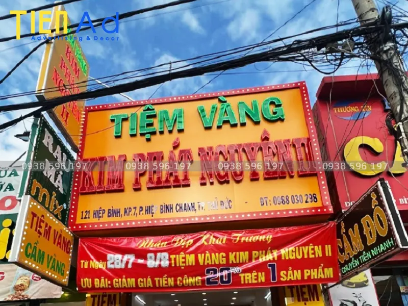 Chủ cửa hàng cần lưu ý khi làm bảng hiệu tiệm vàng