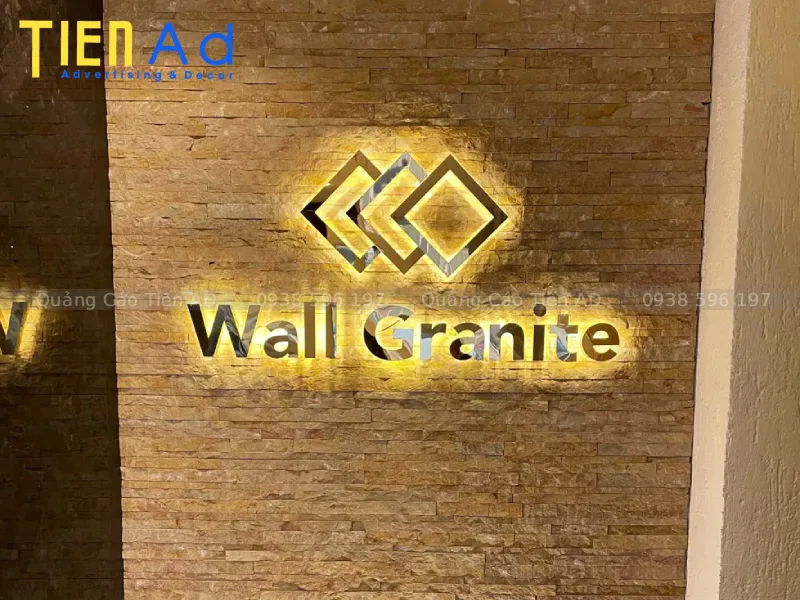 Chữ inox sáng chân là gì
