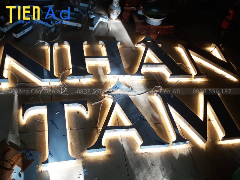 Chữ nổi alu Bền sang phù hợp lâu dài