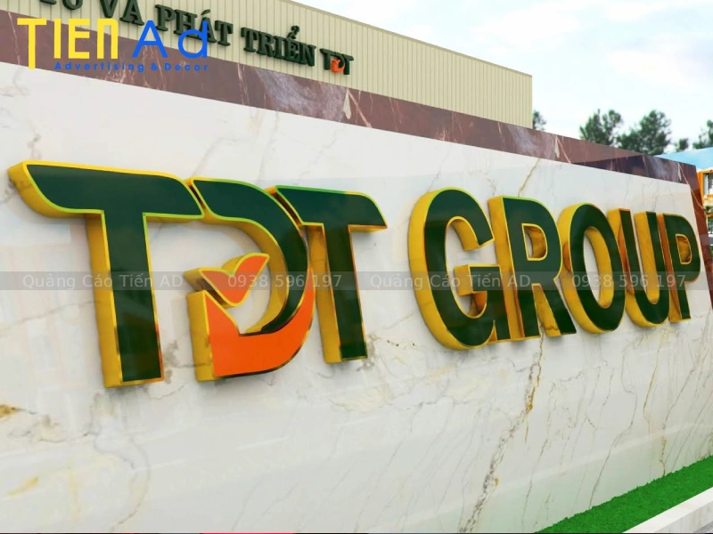 Chữ nổi mica viền inox là gì Cấu tạo có gì nổi bật