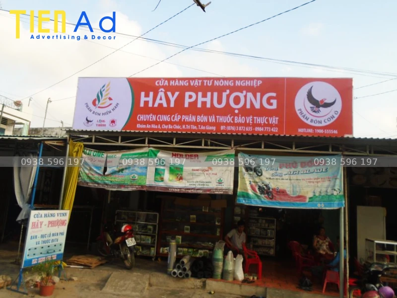 Đánh giá của khách hàng khi làm bảng hiệu cửa hàng vật tư nông nghiệp tại Quảng Cáo Tiến AD