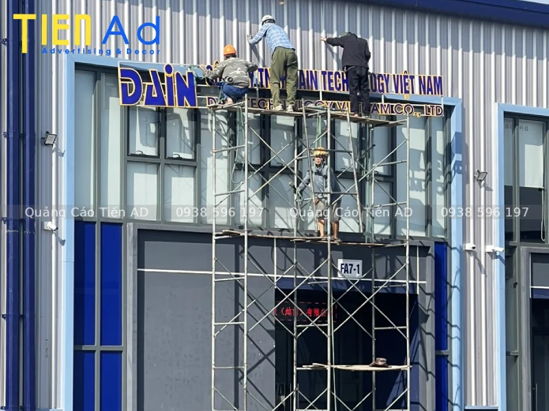 Đơn vị thi công lắp đặt bộ chữ nổi nhà máy, nhà xưởng uy tín, chuyên nghiệp tại TP.HCM