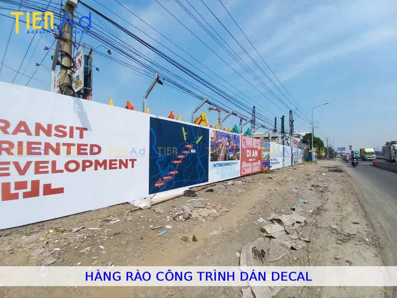 Hàng rào công trình dán decal