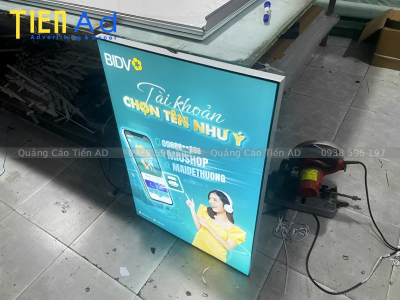 Hộp đèn bạt không gân - 1
