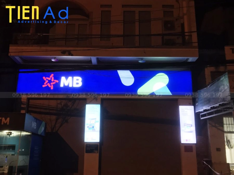 Hộp đèn hiflex 1 mặt