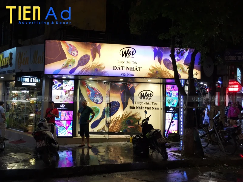 Không gian lắp đặt hộp đèn bạt hiflex hiệu quả