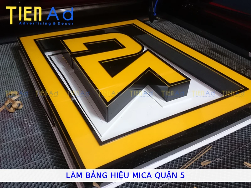 Làm bảng hiệu mica Quận 5