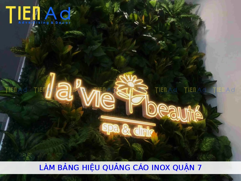 Làm bảng hiệu quảng cáo inox Quận 7