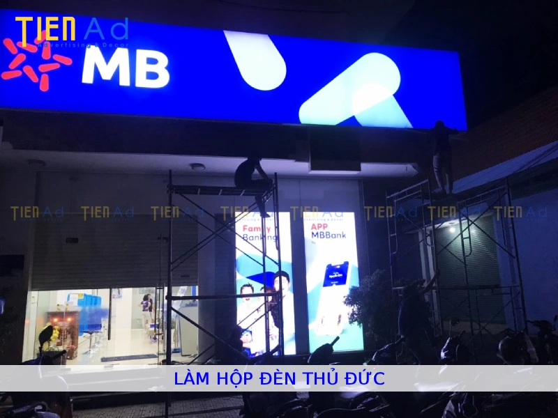Làm hộp đèn Thủ Đức