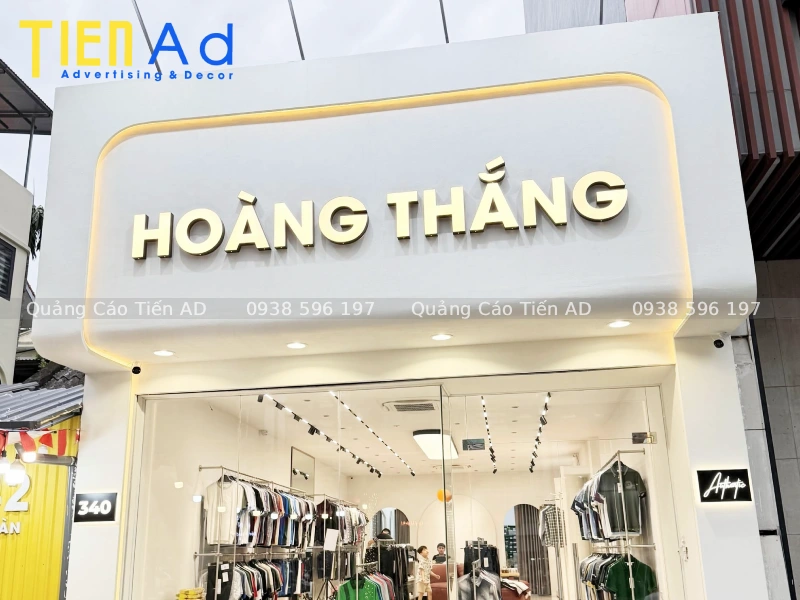 Mẫu bảng hiệu shop quần áo - 4