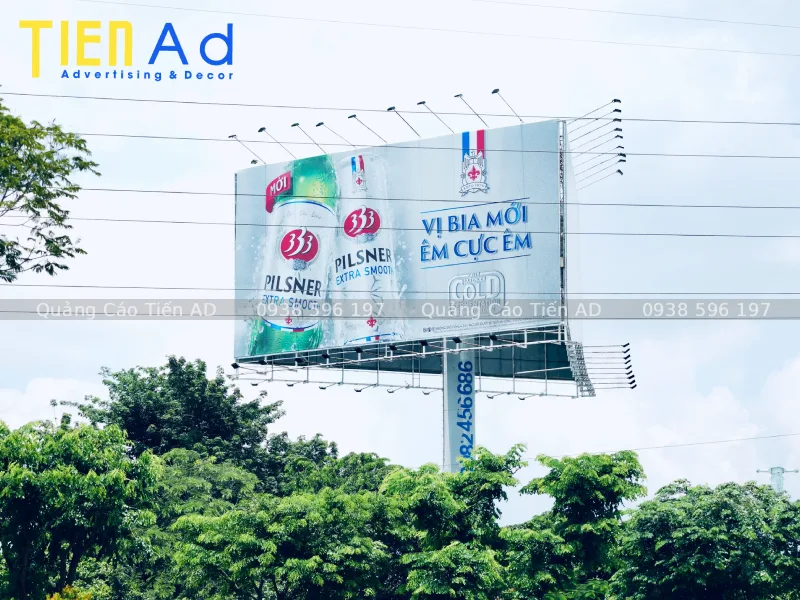 Mẫu biển quảng cáo lật 3 mặt Trivision Billboard - 1