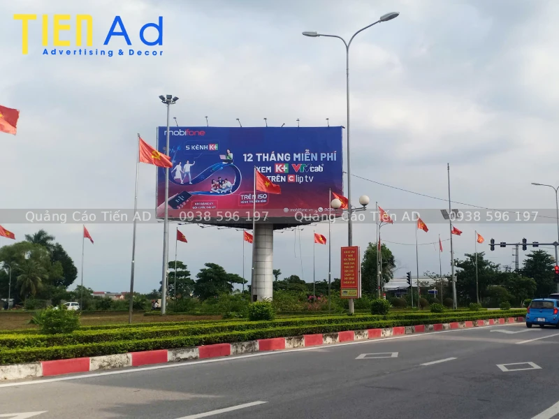 Mẫu biển quảng cáo lật 3 mặt Trivision Billboard - 4