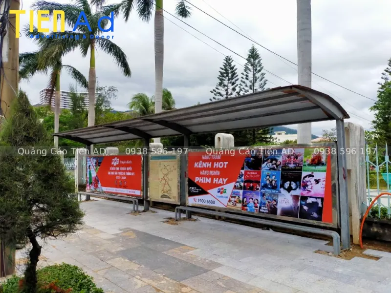 Mẫu quảng cáo nhà chờ xe buýt - 8