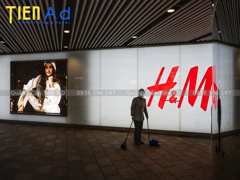Mẫu thi công hoarding trong tòa nhà, TTTM - 9