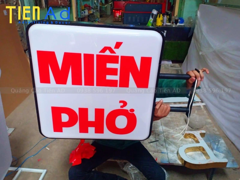 Những lỗi khiến hộp đèn hút nổi kém nổi bật mà nhiều người mắc phải Cách khắc phục