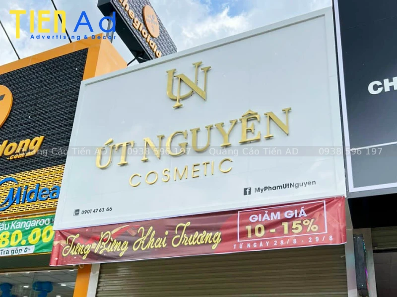 Những ưu điểm nổi bật giúp bảng hiệu alu gương ghi điểm