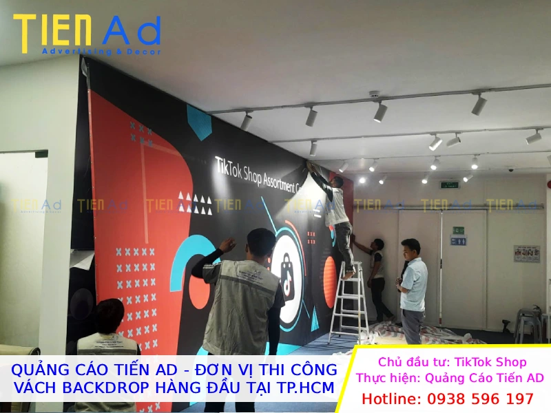 Quảng Cáo Tiến AD Đơn vị thi công vách backdrop hàng đầu tại TP.HCM