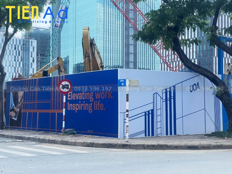 Quảng Cáo Tiến AD chuyên thi công hàng rào công trình trọn gói giá rẻ tại TP.HCM