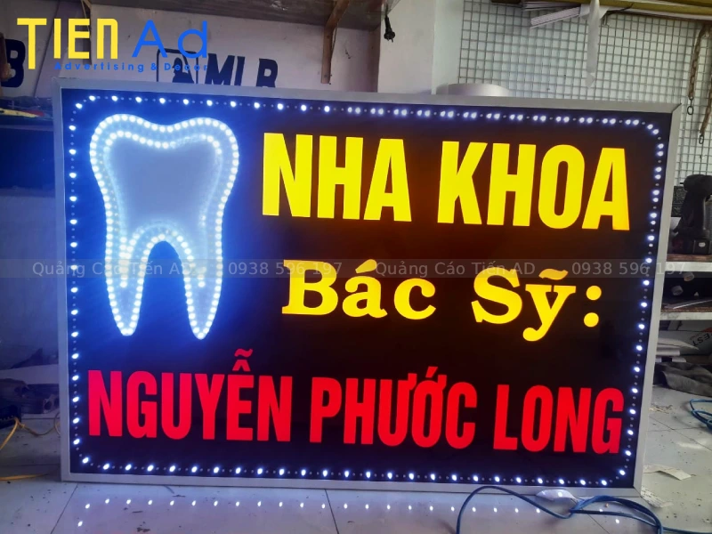 Tại sao kinh doanh ban đêm bắt buộc phải có hộp đèn LED quảng cáo
