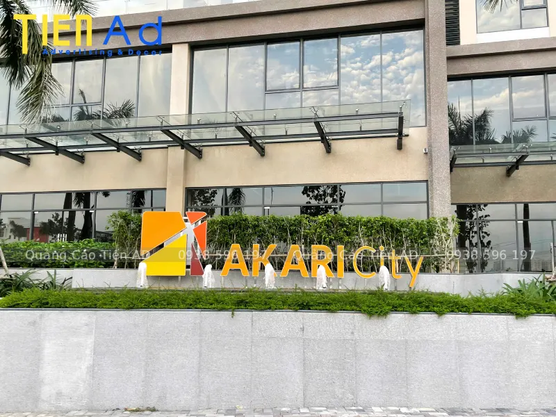 Thi Công Hàng Rào Dự Án AKari City Ở Võ Văn Kiệt - 2