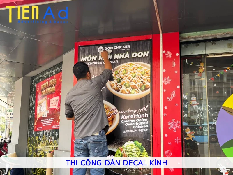 Thi công dán decal kính