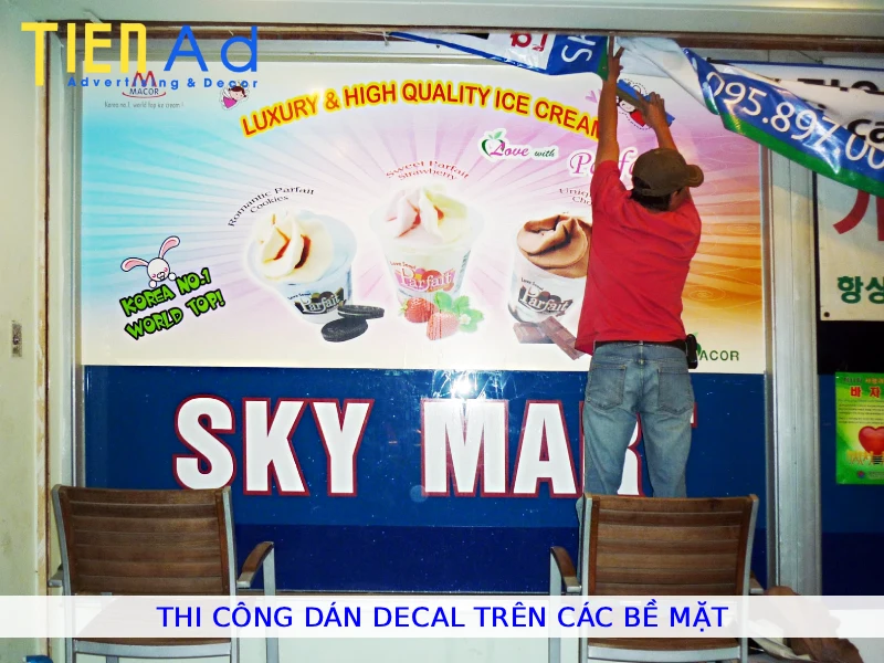 Thi công dán decal trên các bề mặt