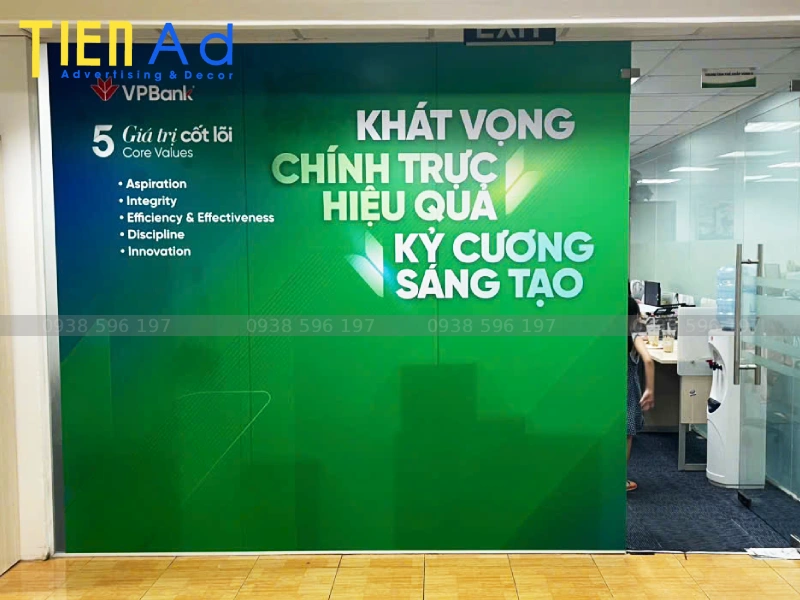Thi công decal dán kính ngân hàng VP Bank