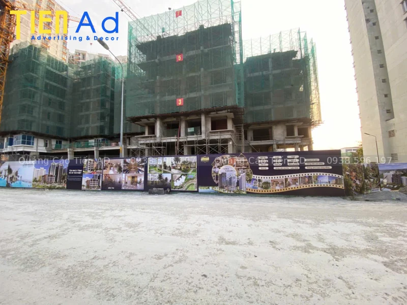Thi công hàng rào công trình cho Intresco dự án khu dân cư 13E - 1