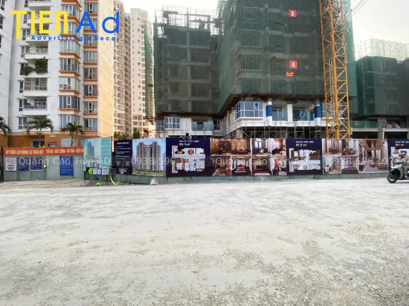 Thi công hàng rào công trình cho Intresco dự án khu dân cư 13E - 4