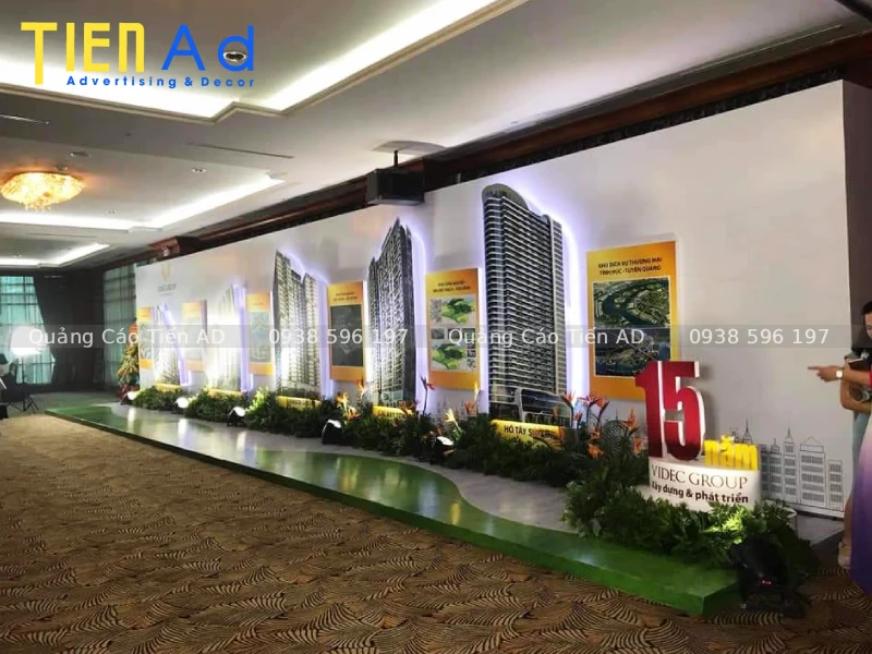 Top các mẫu backdrop bất động sản đẹp, sang trọng và thu hút khách hàng