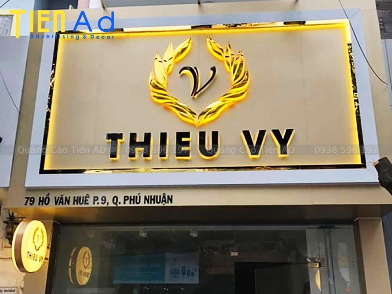 Ưu điểm vượt trội khi lựa chọn bảng hiệu alu chữ inox