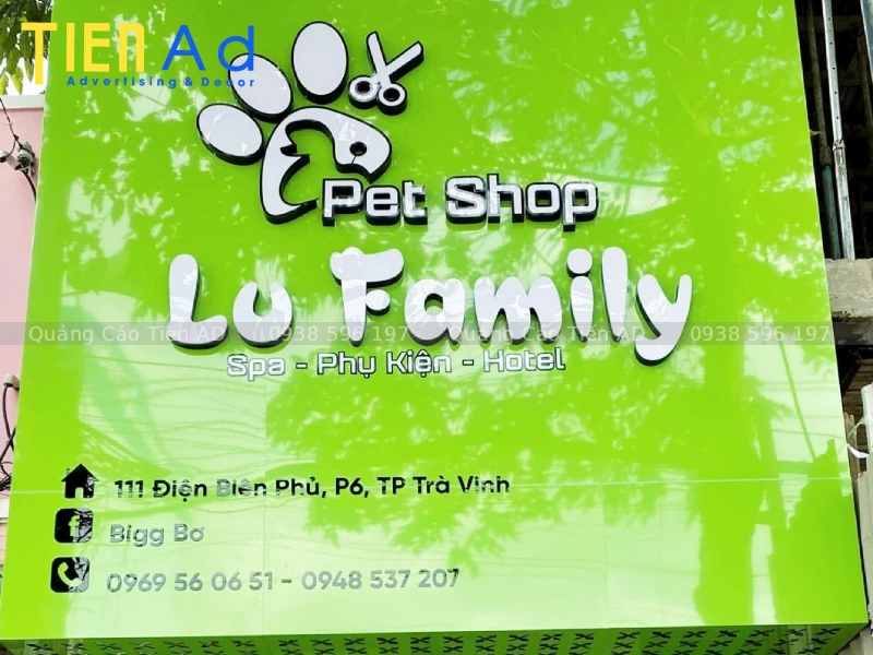 Vì sao doanh nghiệp hiện nay ưu tiên bảng alu chữ nổi