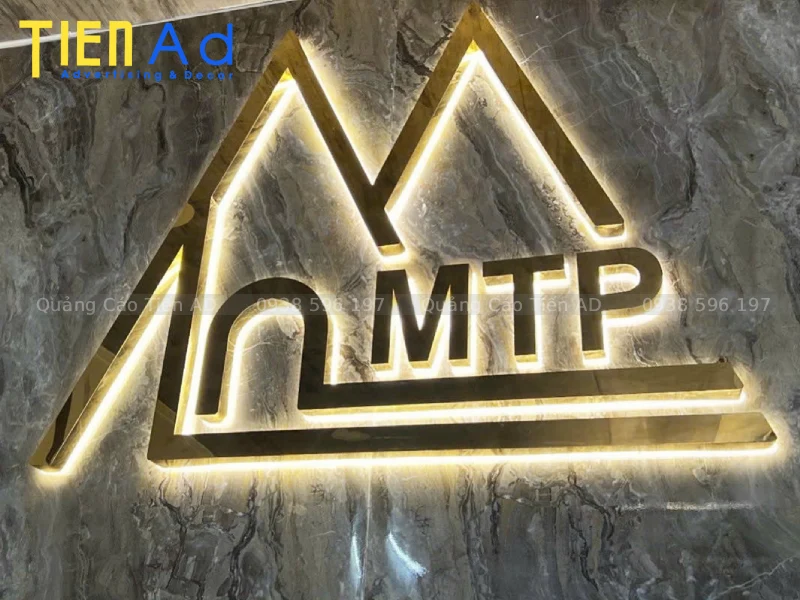 Vì sao nhiều cửa hàng đầu tư chữ nổi 3D nhưng hiệu quả lại khác nhau